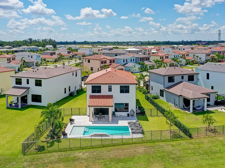 16234 Sea Turtle Pl — Photo 39