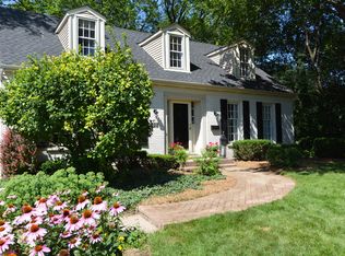 180 Cranston Ct, Glen Ellyn, IL