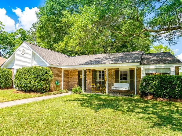 3001 Magnolia Pl, Hattiesburg, MS 39402
