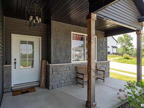 2nd image of 3812 Joyce Ln