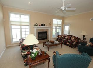 7821 Delwood Dr, Saint Joseph, MO 64507