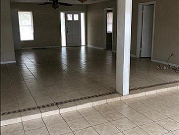 4th image of 2044 Jessamine Ct