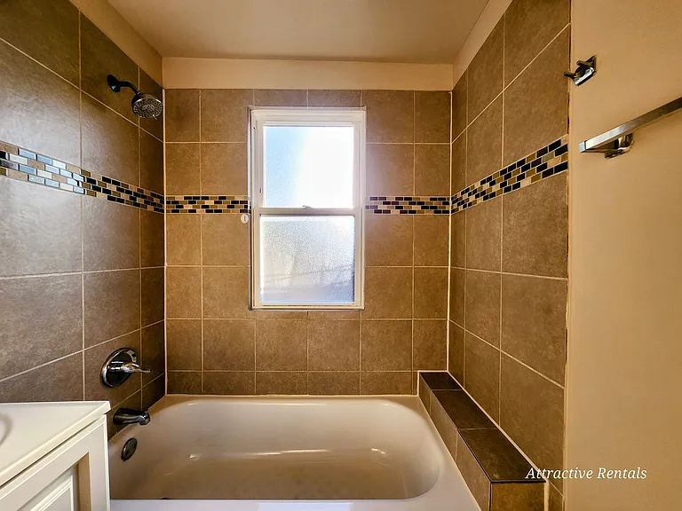 1641 W 77th St #2W — Photo 10