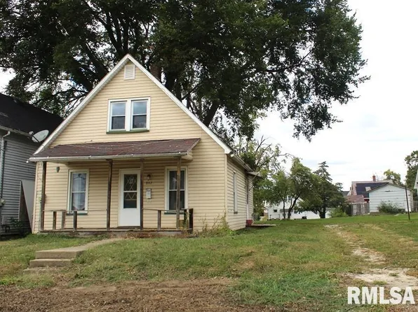 842 Pine St, Kewanee, IL 61443
