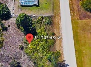 3113 43rd St W, Lehigh Acres, FL 33971