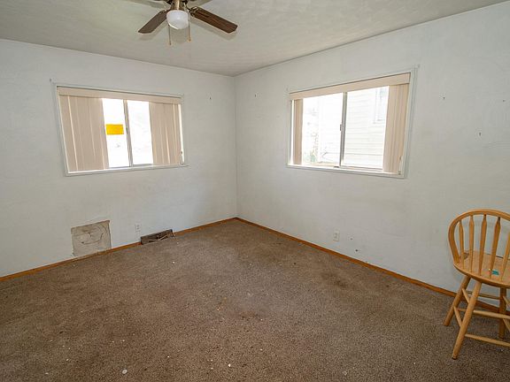 3rd image of 1001 Hubbard St