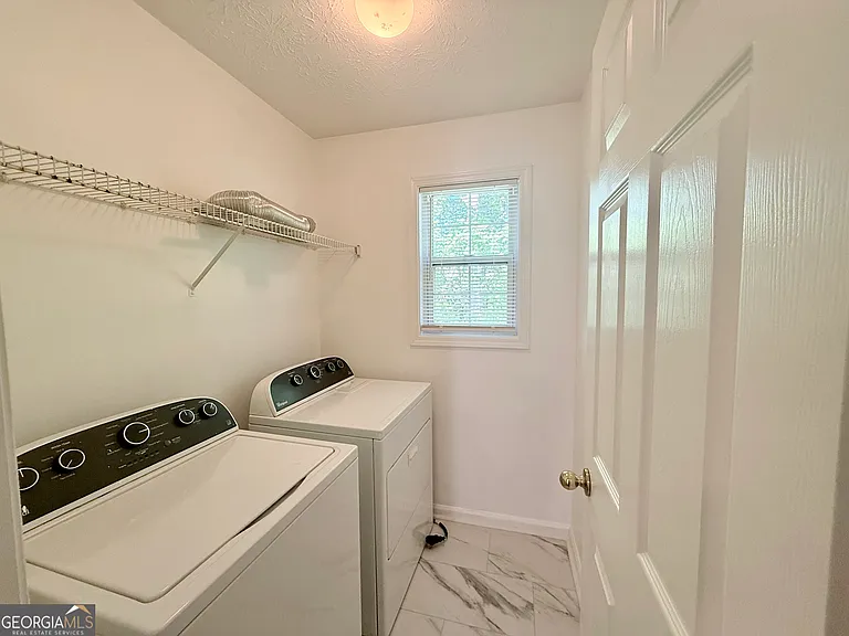 2700 Woodbine Hill Way — Photo 20