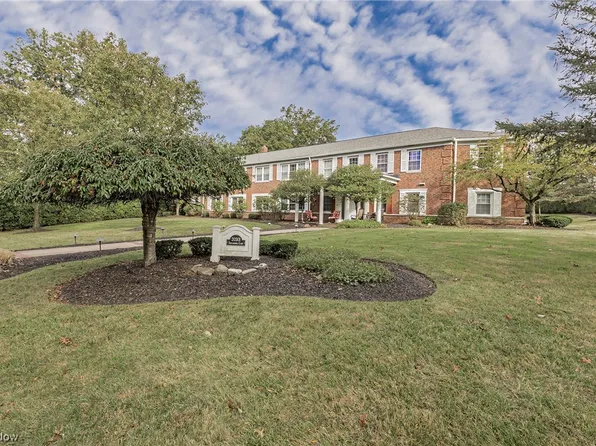 20301 Shelburne Rd APT 9-B, Shaker Heights, OH 44118