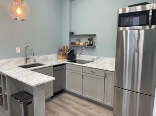 2 N Charlotte St APT 1, Lancaster, PA 17603