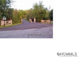 23 Jonathan Creek Dr #23, Hendersonville, NC 28792