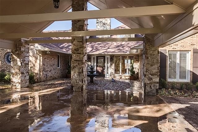 1st image of 602 Sunset Ct