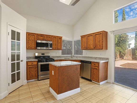 4th image of 2119 Saint Lakes Way