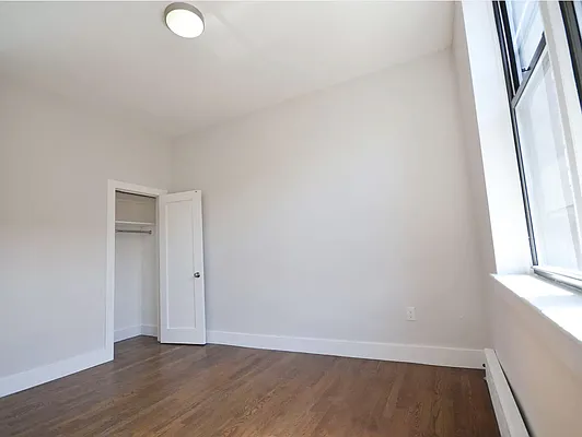 Rented by Compass | media 10