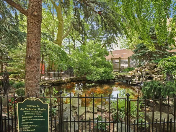 10 Huron Avenue image 33 of 37