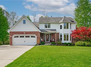 3310 Craig Dr, North Tonawanda, NY