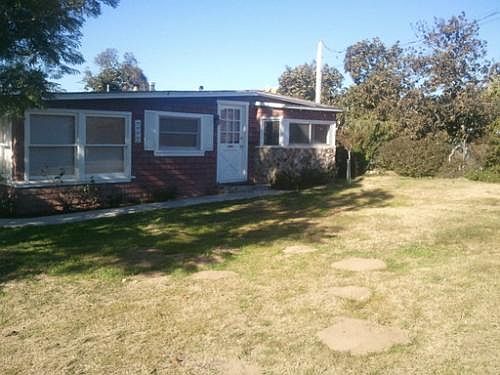 2nd image of 215 Anacapa Dr APT A