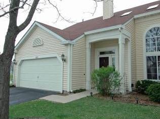 4305 Springlake Dr, Lake In The Hills, IL 60156