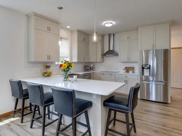 1086 Stonehaven Drive #1, Sun Prairie, WI 53590