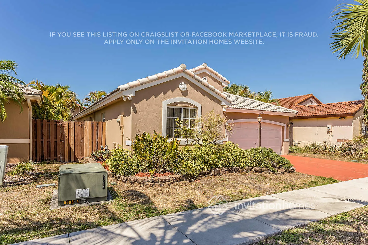 15927 SW 82nd St Miami, FL 33193 — Photo 2