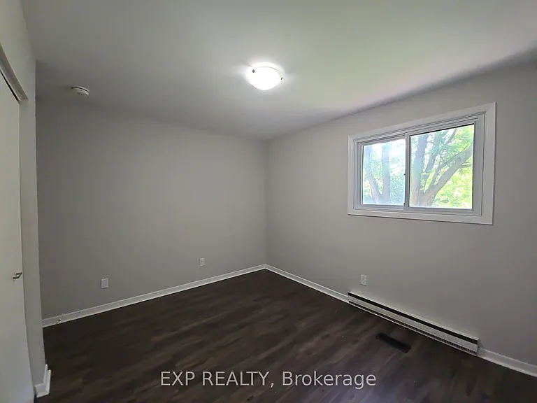 87 Wellington St E #MAIN LEVEL — Photo 23
