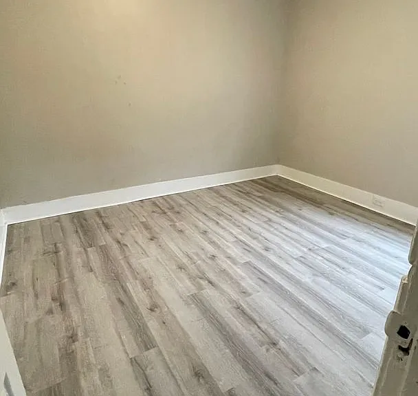 96 Nonotuck Ave — Photo 12