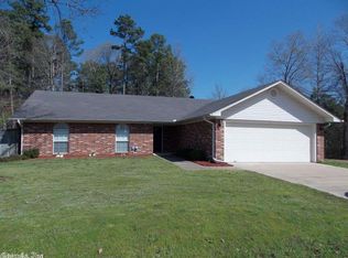 1656 Sugar Maple Ln, Hensley, AR 72065