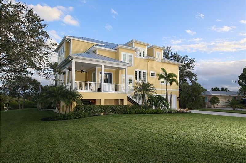 1st image of 356 El Greco Dr