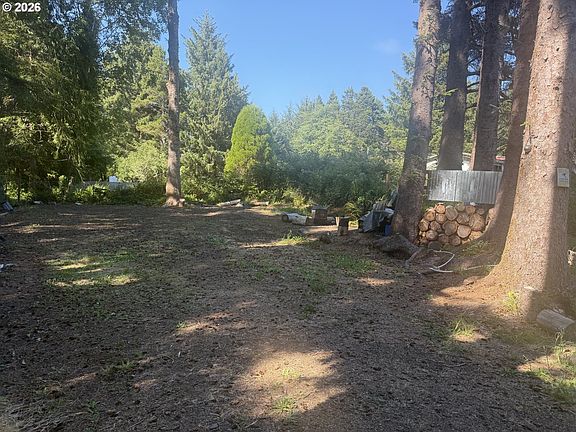 4th image of NE Wyoming St