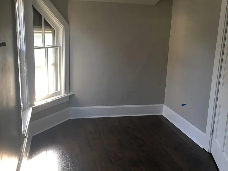 1664 N Astor St #UPPER — Photo 12