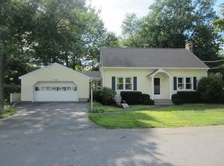16 Raven St, Leominster, MA 01453