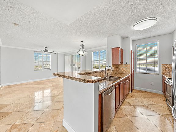 2nd image of 616 Clearwater Park Road #913