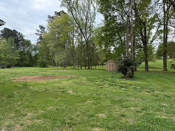 5th image of 12 Perkins Rd