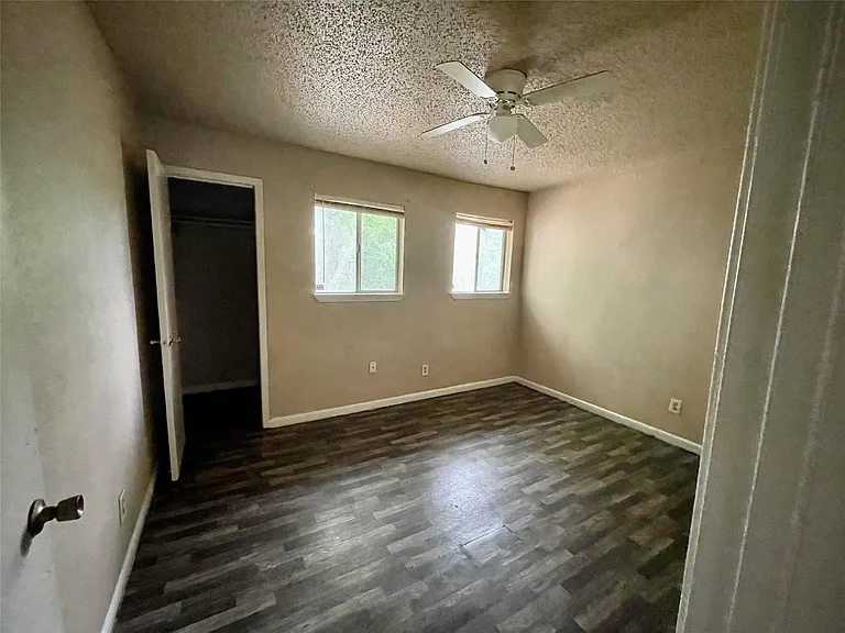 702 Hargest St #5 — Photo 5