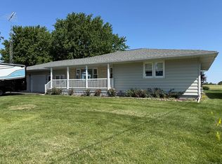 104 Circle Dr, Lake City, IA 51449