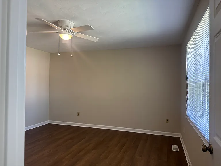 720 S Colorado St — Photo 14
