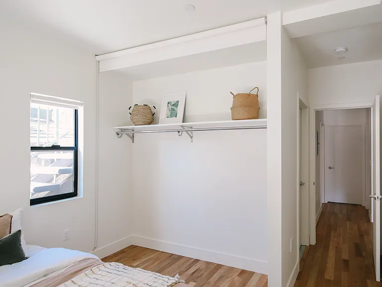 1033 N Coronado St #2 — Photo 13