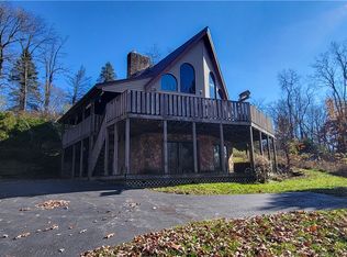 418 Strope Rd, Burgettstown, PA 15021