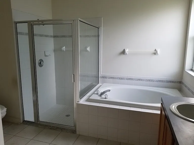 10521 Beneva Dr — Photo 3
