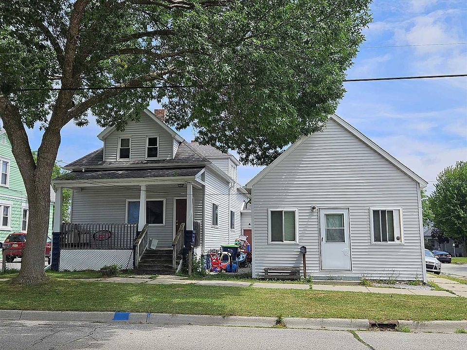 1st image of 827 S Farragut St