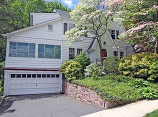 24 Clonavor Rd, West Orange, NJ 07052