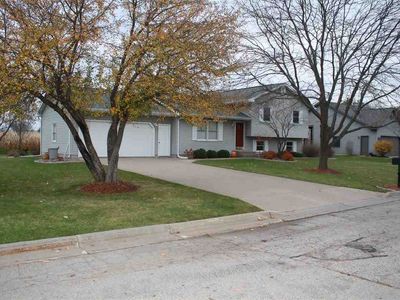 225 Hyland Ave, Tomah, WI, 54660