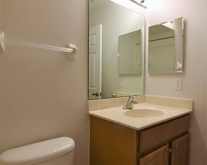 3426 Caruso Pl — Photo 18