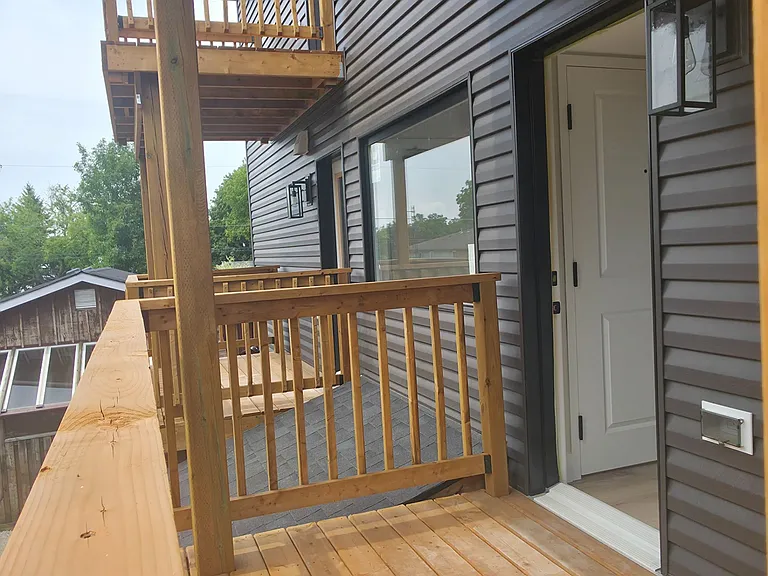 118 Scott St E #1 — Photo 16