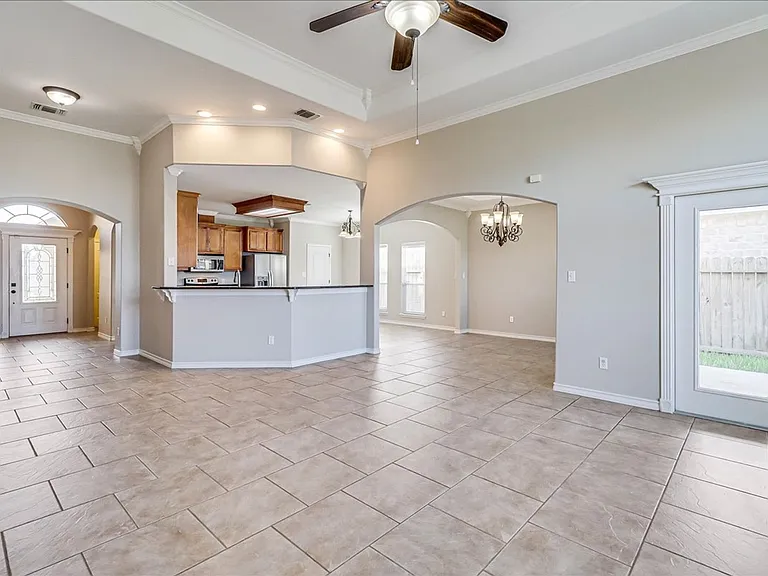 5810 Aava — Photo 10