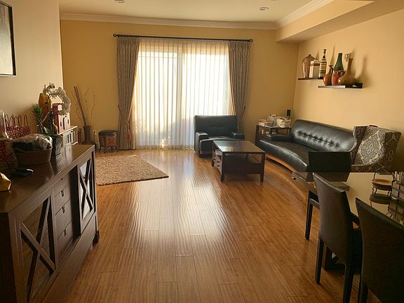 3rd image of 4110 La Crescenta Ave APT 108