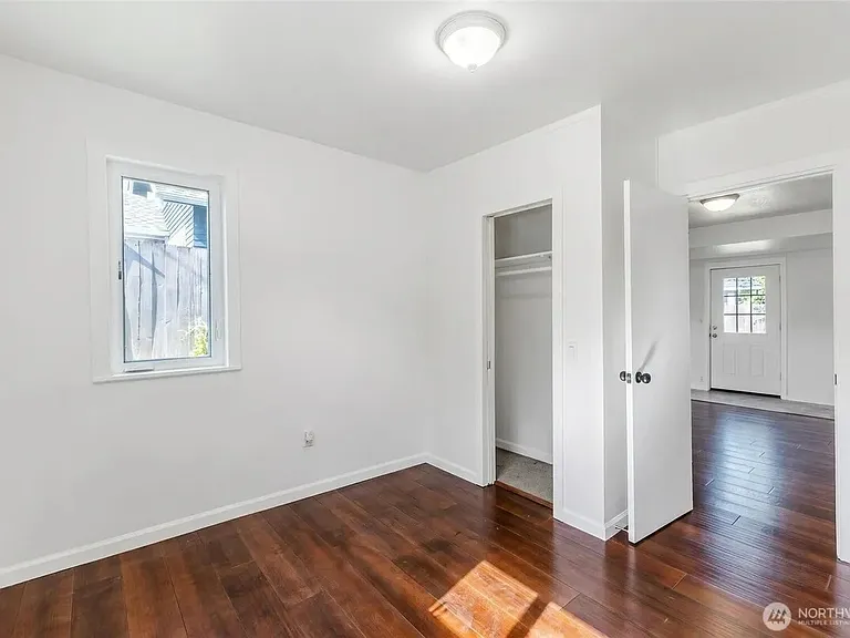 1102 N Sheridan Ave #D — Photo 6