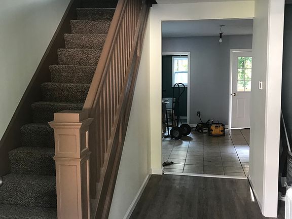 Large entry way 