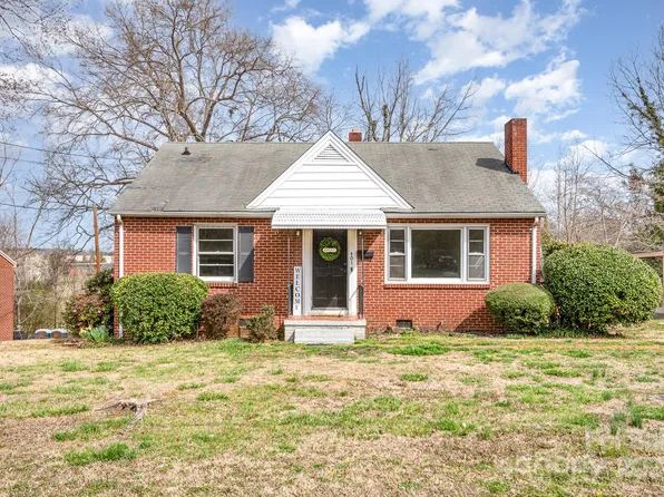 401 Laurel Ct, Lancaster, SC 29720