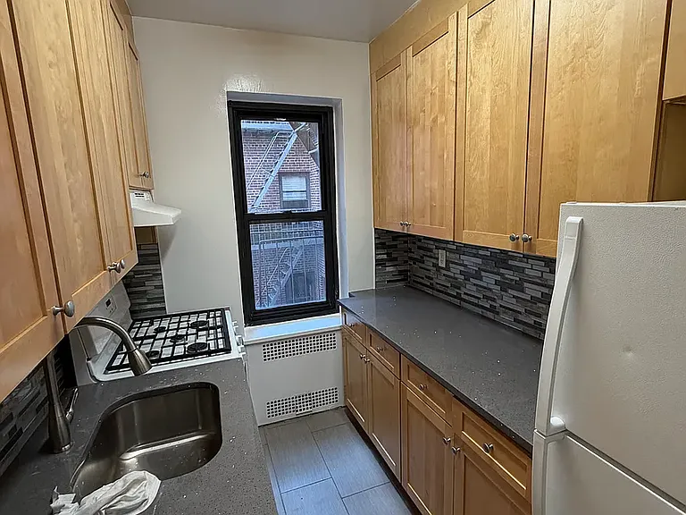 104-20 68th Dr #B43 — Photo 6