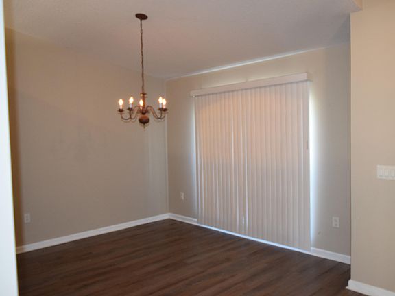 4th image of 458 Fitzsimmons St SW